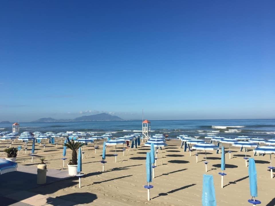 Sabbia D'Argento Hotel Giugliano In Campania Exterior foto
