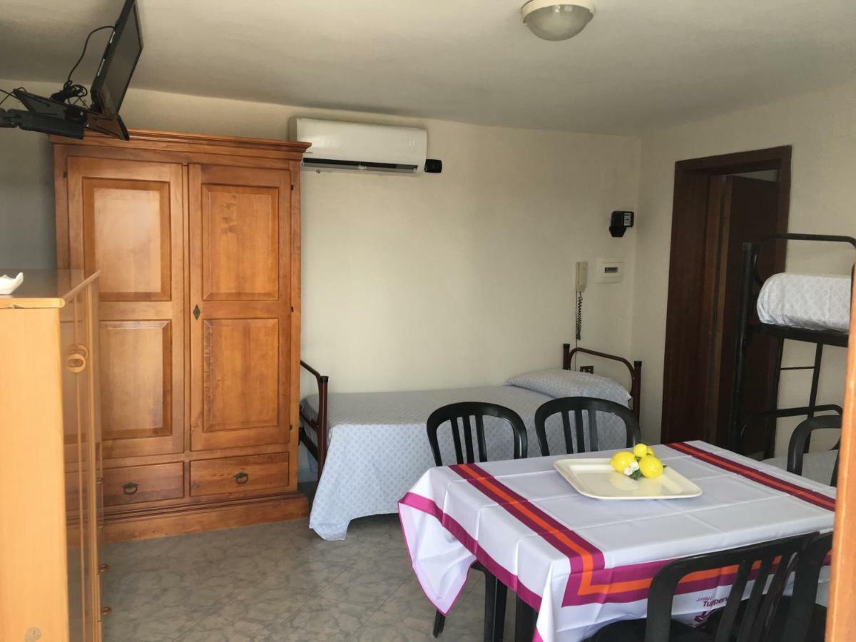 Sabbia D'Argento Hotel Giugliano In Campania Exterior foto